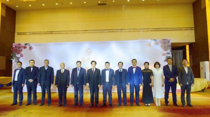  巍雅斯名表眼鏡有限公司2019年終總結(jié)暨頒獎晚會圓滿落幕！